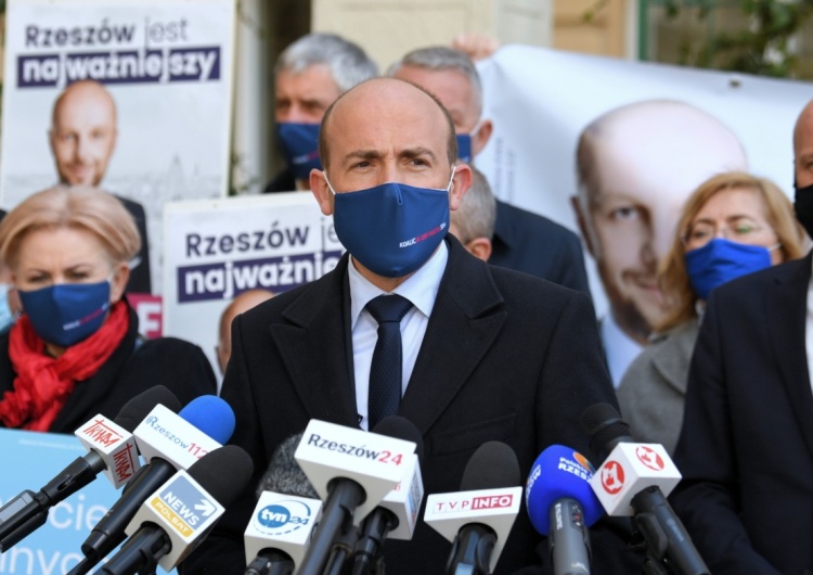 Prawy Sierpowy: Borys Budka jako syndyk masy upadłościowej PO