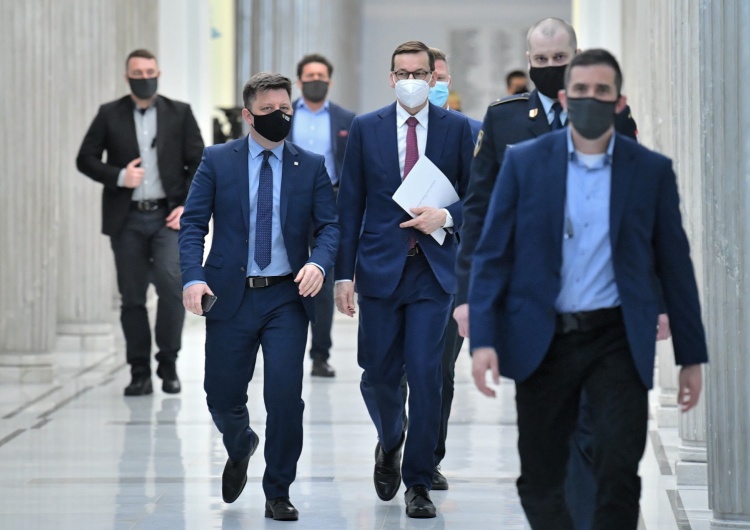 Premier Morawiecki: szansa, że w lipcu będą mogli się zaszczepić wszyscy chętni Polacy