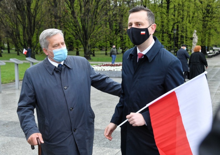 Komorowski, Kosiniak-Kamysz Komorowski: