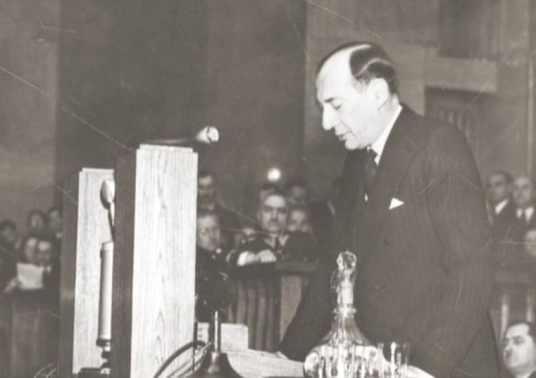 Józef Beck wygłaszający przemówienie w Sejmie 5 maja 1939 [Felieton 