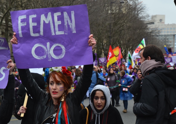  Francja: Minister edukacji zakazał feminizacji języka w szkołach