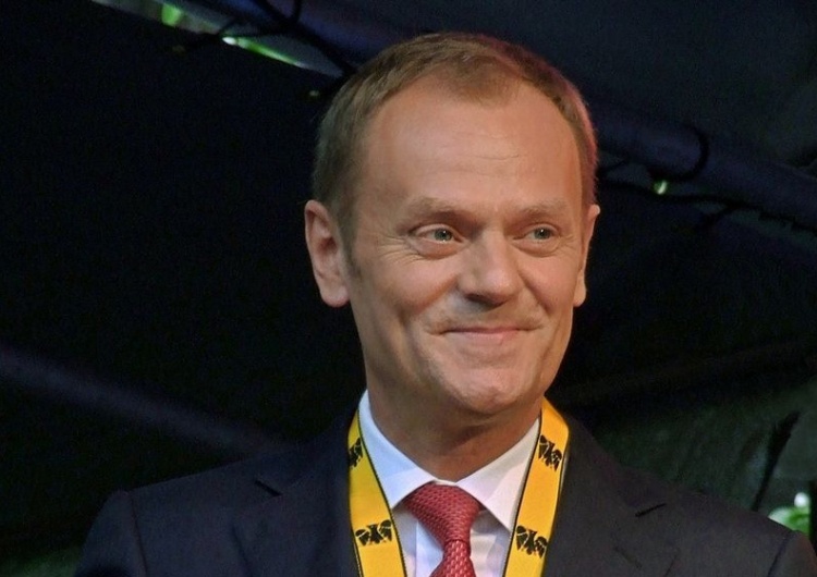 Eukuderivative work: Saibo Donald Tusk wróci do polskiej polityki? Kidawa-Błońska: