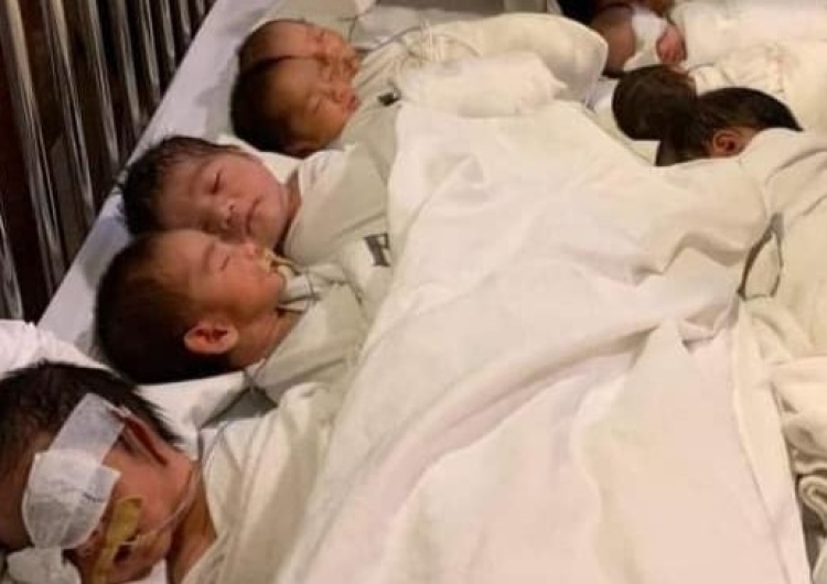  Niesamowita historia! Filipińscy jezuici ryzykując życie uratowali z płonącego szpitala 35 noworodków