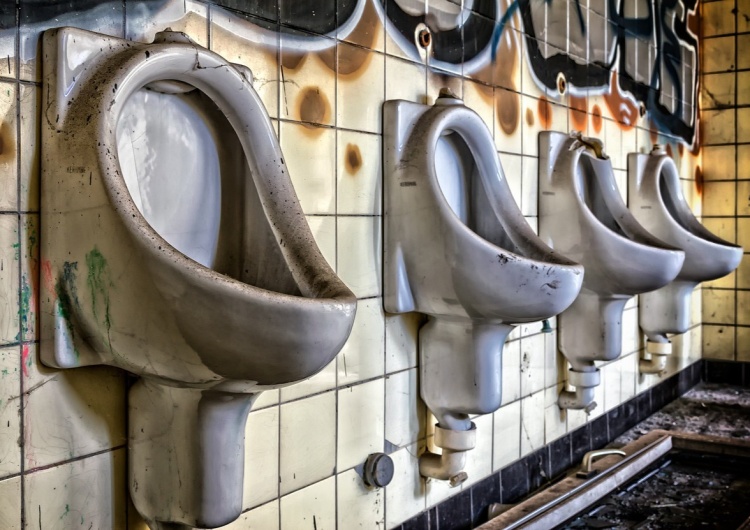  Marcin Brixen: Lockdown publicznych toalet
