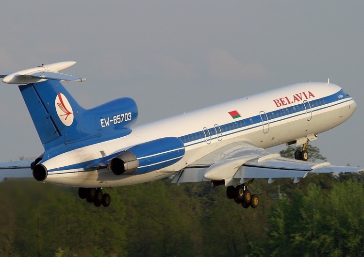 TU-154 linii Belavia 