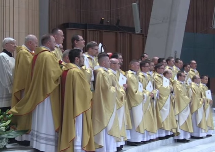 wyświęcenie kapłanów W Archidiecezji Warszawskiej największa liczba wyświęconych od 30 lat!