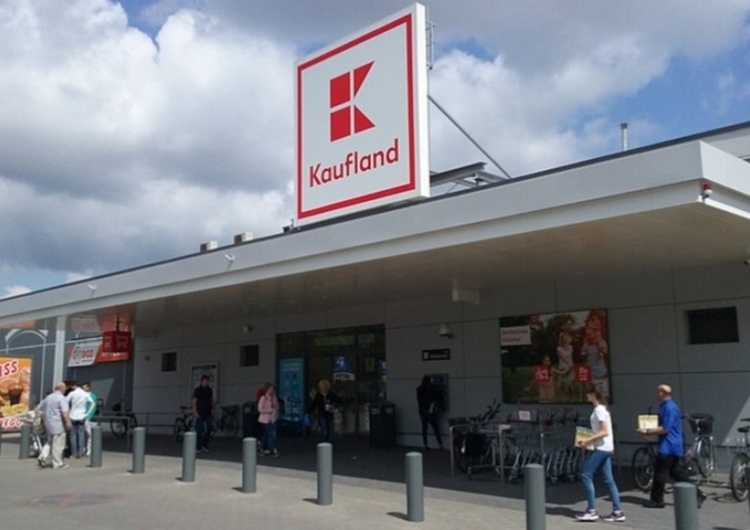 A jednak! Kaufland wstrzymuje się z otwarciem sklepów w niedzielę