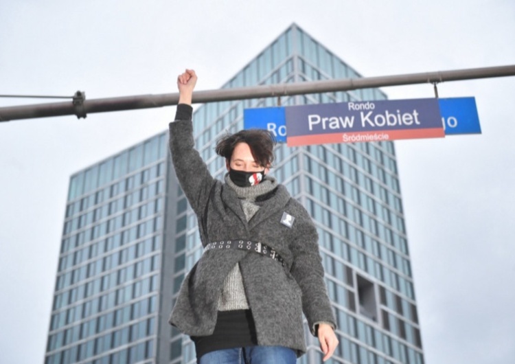 Radek Pietruszka Marcin Brixen: Mańkut, czyli ciałopozytywna lesbijka jadąca hulajnogą z wegańskim transseksualistą jadącym rowerem