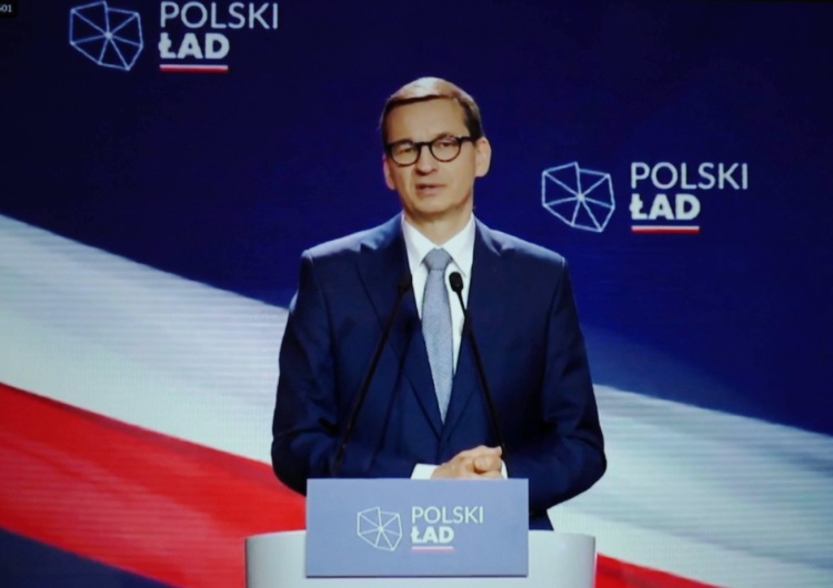 Premier Mateusz Morawiecki Morawiecki: Pamiętamy ten czas, kiedy Polacy zarabiali 4-5 zł na godzinę? Niektórzy nie chcą pamiętać