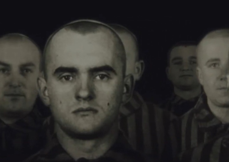 spot z okazji rocznicy I Transportu [Polaków] do Auschwitz Jutro na Dworcu Centralnym na ogromnym telebimie emisja spotu upamiętniającego I Transport [Polaków] do Auschwitz