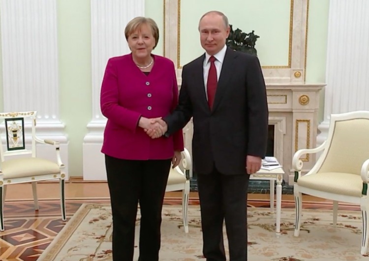  Z. Kuźmiuk: Bezceremonialna wypowiedź Putina. Jak się czuje Merkel po tych słowach?