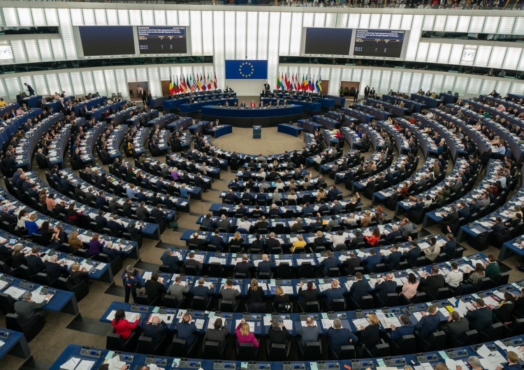 Parlament Europejski, zdjęcie ilustracyjne Europosłowie opozycji poparli rezolucję uderzającą w Polskę.