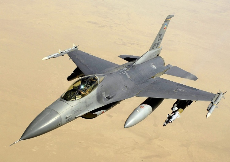 F-16 Rosyjskie samoloty naruszyły przestrzeń powietrzną Danii. Dania poderwała myśliwce