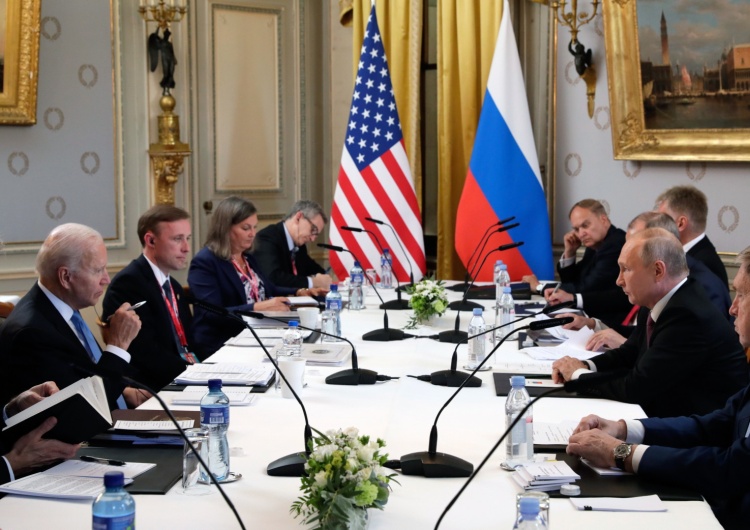 „Nie powinienem być takim mądralą”. Biden przeprasza za swoje zachowanie