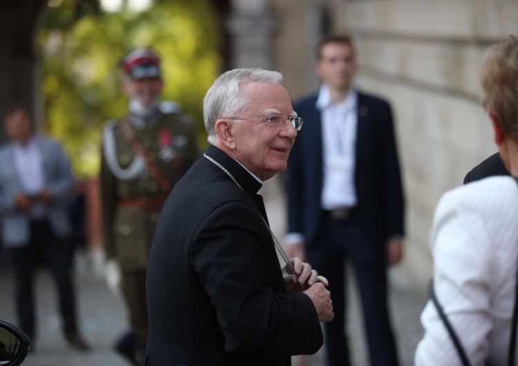 Metropolita krakowski arcybiskup Marek Jędraszewski Abp Jędraszewski: Mamy obowiązek dziękować Bogu za braci Kaczyńskich