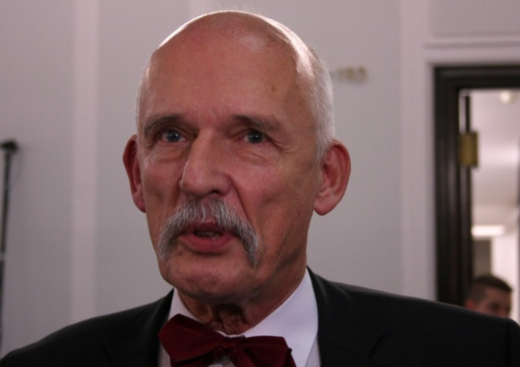 Lider Konfederacji Janusz Korwin-Mikke Korwin-Mikke miał wypadek.  Opublikował zdjęcie