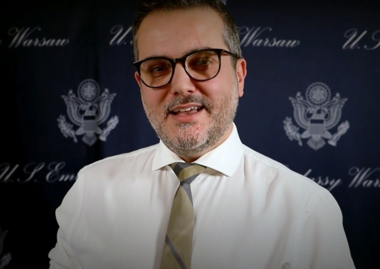 Bix Aliu charge d’affairs ambasady USA w Polsce Nieoficjalnie. Amerykański dyplomata