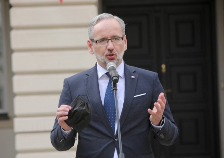Minister zdrowia Adam Niedzielski / PAP/Wojciech Olkuśnik Niedzielski o sytuacji na jesieni.
