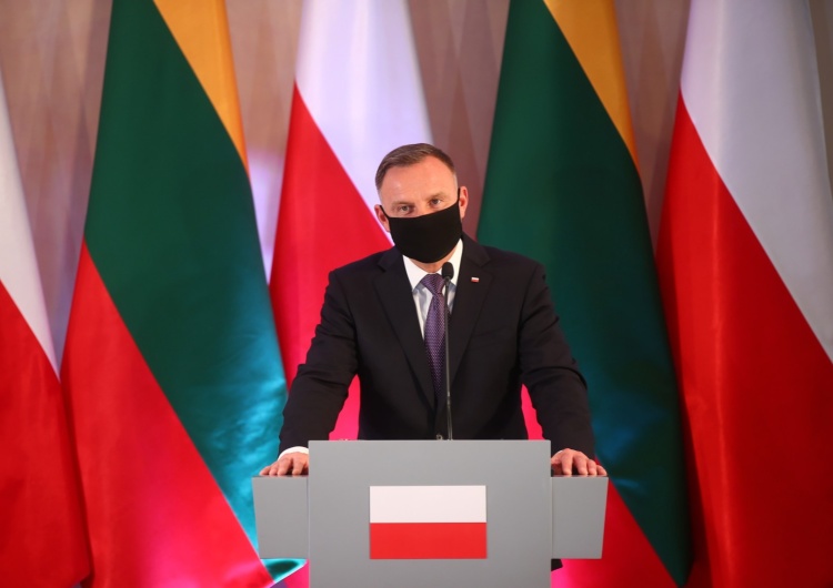 Prezydent Andrzej Duda Prezydent Duda: Jako Polacy, nie możemy się zgodzić, żeby ludzie byli u nas więzieni