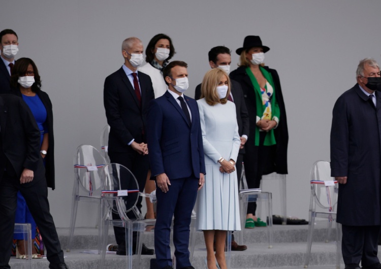  Francja. Tysiące osób protestowało w kraju przeciwko certyfikatowi sanitarnemu