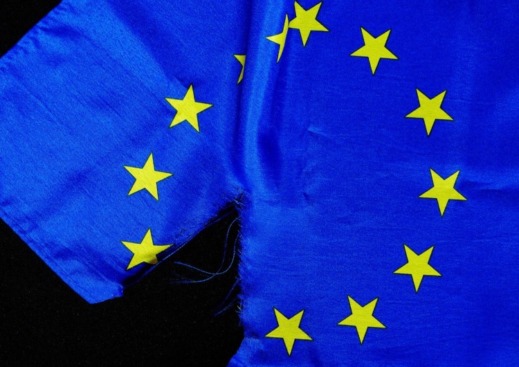 flaga UE Kompletna histeria w niemieckich mediach: