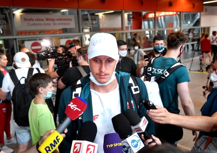 Skandaliczna sytuacja z polskimi pływakami w Tokio. Jan Hołub: Zostaliśmy oszukani