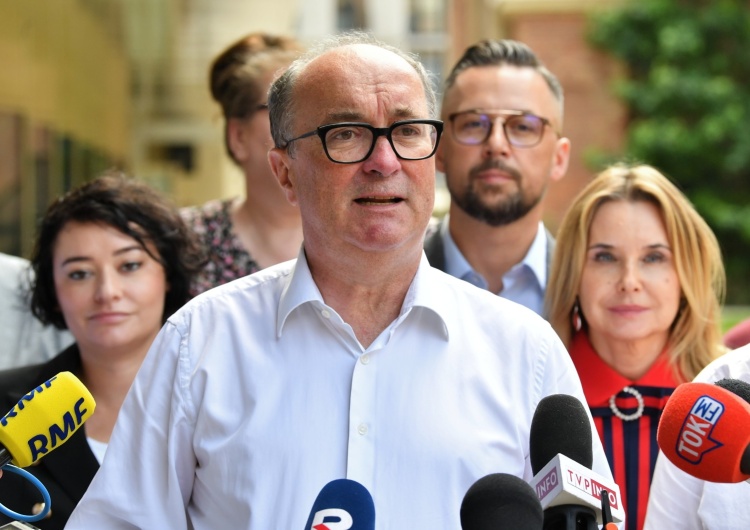 WARSZAWA KONFERENCJA WŁODZIMIERZA CZARZASTEGO Gorąco na Lewicy. Rozenek: Czarzasty powinien podać się do dymisji