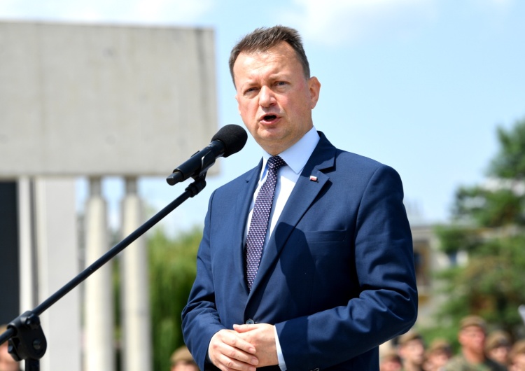  Szef MON: W odpowiedzi na zagrożenia Polska się zbroi