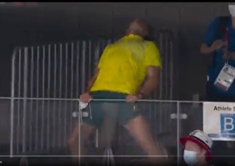  [WIDEO] HIT! Nieopisana radość trenera australijskiej pływaczki. Jego reakcja stała się hitem w sieci