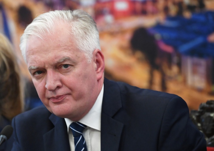 Jarosław Gowin Waszczykowski o Gowinie: Storpedował rząd Szydło, a dziś podkłada miny Morawieckiemu