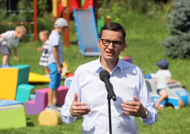 Premier Mateusz Morawiecki Morawiecki zabiera głos w sprawie ustawy medialnej: Poważne państwo musi mieć mechanizmy regulacyjne