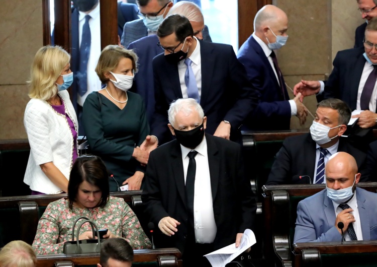 PiS przegrywa głosowanie. Zdecydowano o odroczeniu obrad