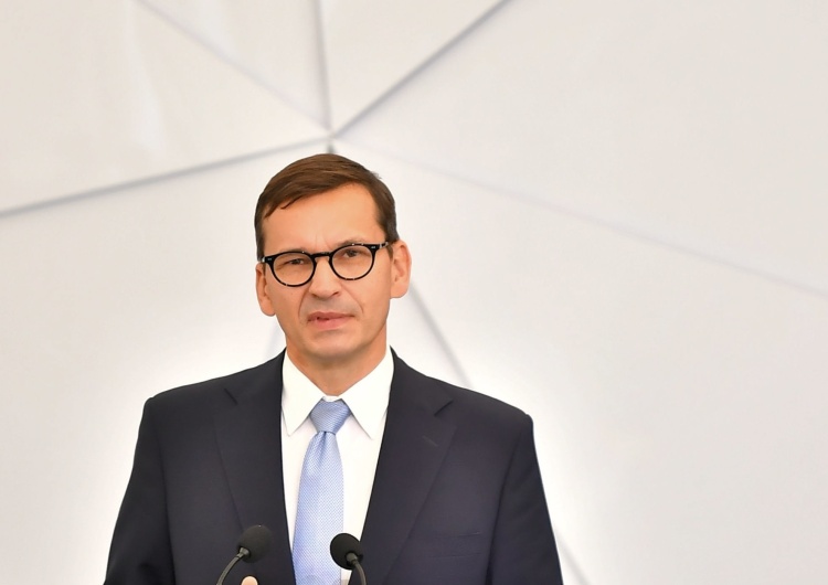 Premier Mateusz Morawiecki Morawiecki: Ewakuowaliśmy Polaków i naszych współpracowników do Uzbekistanu