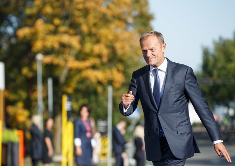 Były premier, p.o. przewodniczącego Platformy Obywatelskiej Donald Tusk  Thun niezadowolona z wpisu Tuska. 