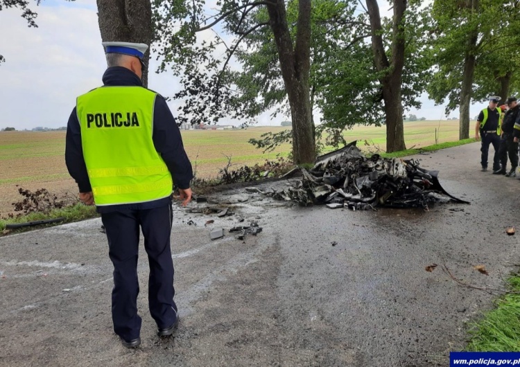  Nowe informacje ws. koszmarnego wypadku pod Olszewem: Ofiarami dwaj biznesmeni. 