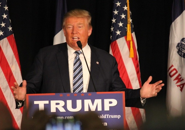 Donald Trump skomentuje na żywo walkę bokserską w rocznicę zamachów 11 września