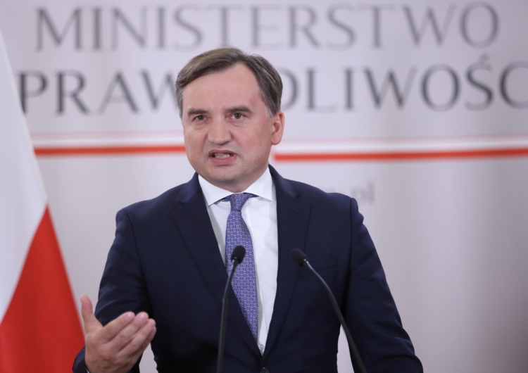  Zbigniew Ziobro krytykuje premiera. „Kompletnie nas zaskoczył, podjął decyzję sprzeczną z ustaleniami”