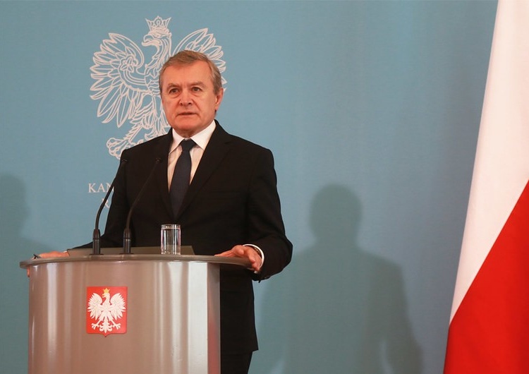 Wicepremier Gliński: Nie damy się wypchnąć z UE