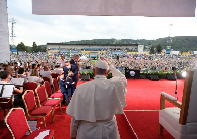 Papież Franciszek Papież na Słowacji: Aby życie było wspaniałe potrzebne są miłość i heroizm