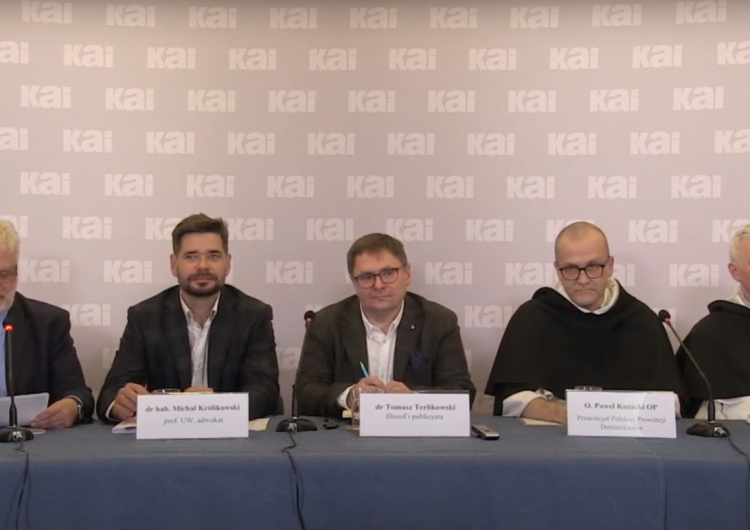 Od lewej: Marcin Przeciszewski, Michał Królikowski, Tomasz Terlikowski, o. Paweł Kozacki OP, o. Krzysztof Popławski OP Akcja wsparcia kryzysowego 