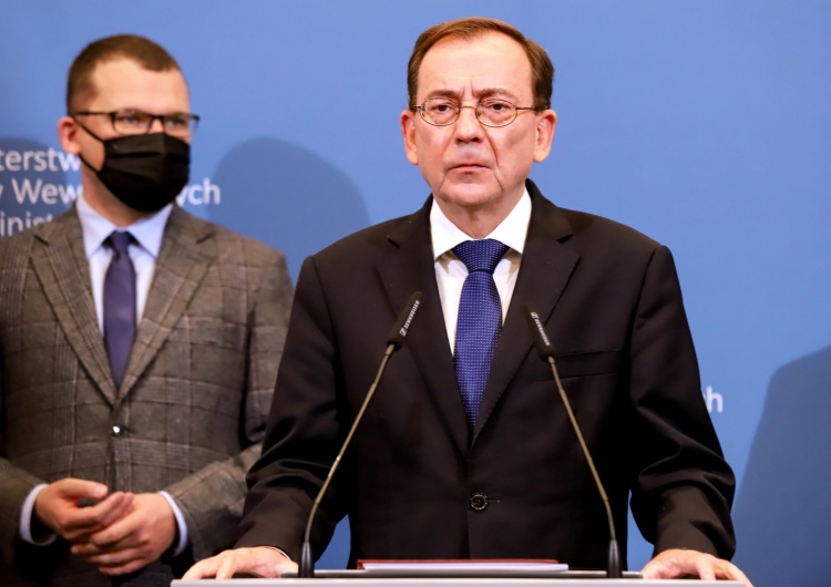 Szef MSWiA dementuje doniesienia RMF FM. „Nie było próby kontaktu”