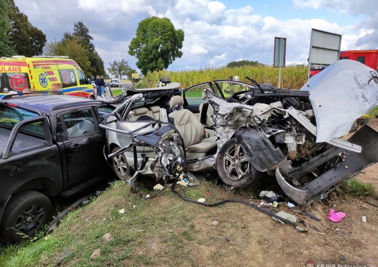 Mazowieckie: Makabryczny wypadek niedaleko Przasnysza. Nie żyje 34-latek