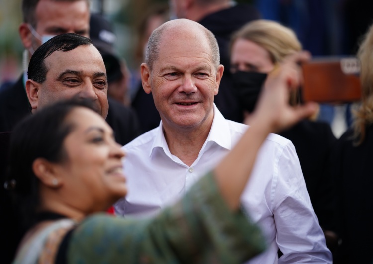 Olaf Scholz Kandydat SPD na kanclerza Olaf Scholz nieoczekiwanym faworytem wyborów