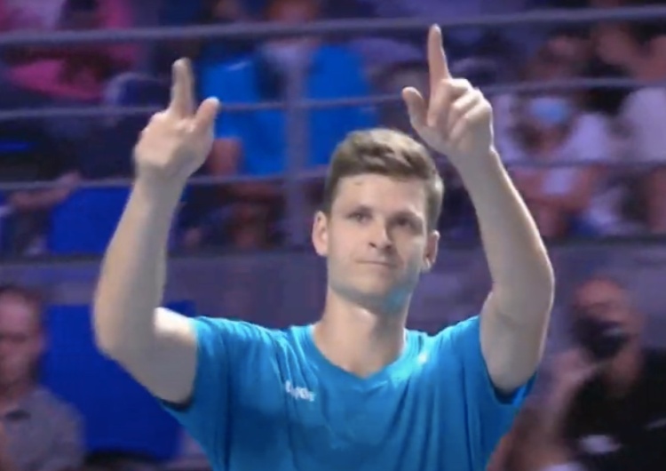 Co za wspaniały mecz Polaka! Hubert Hurkacz wygrał turniej we Francji
