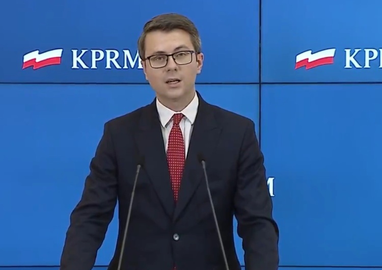  [VIDEO] Müller: Rada Ministrów zwróciła się do Prezydenta o przedłużenie stanu wyjątkowego o kolejne 60 dni