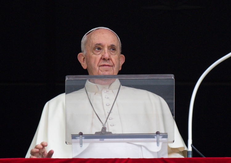 Papież Franciszek Papież o aborcji: Wynajęcie zabójcy w celu rozwiązania problemu. Abp Paglia komentuje