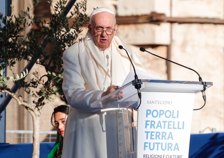 Papież Franciszek Papież inaugurował katedrę ekologii na Uniwersytecie Laterańskim: 