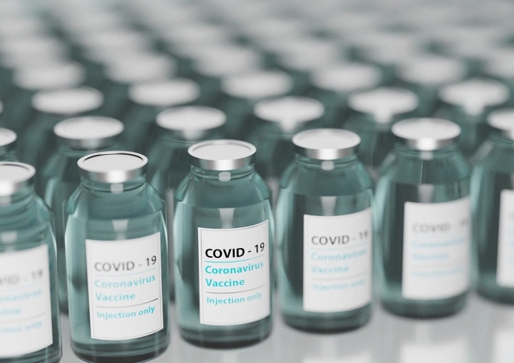  Polska pomaga! Kirgistan otrzymał od Polski szczepionki przeciw COVID-19