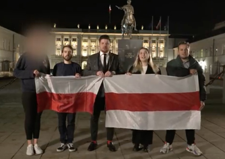  „Bronicie granicy przed prowokacjami”. Młodzi Białorusini ryzykując represjami dziękują polskiej Straży Granicznej [WIDEO]