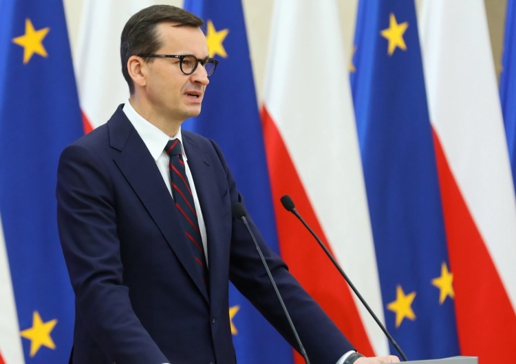  “Rz” nieoficjalnie: Niebawem kompromis UE z Polską. 